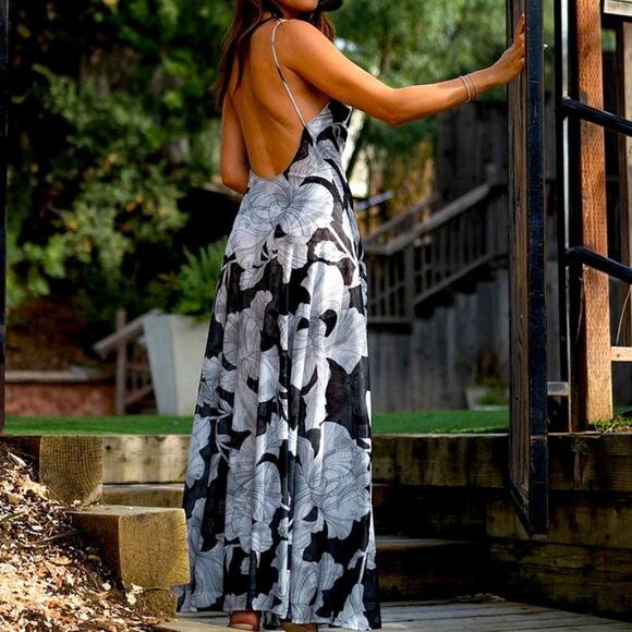 Gianni Bini x Caelynn Bell Marie Floral Mesh Sleeveless A-line Maxi Dress - Picture 1 of 9